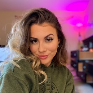 Meet your Posher, Gianna